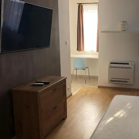 Pool Apartment Siofok